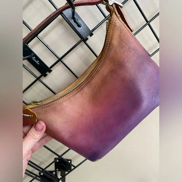 Recycled Riot Coach sunset gradient Legacy baguette, very y2k, lovely patina. - Picture 5 of 10